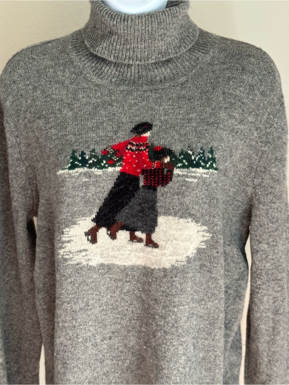 LAUREN RALPH LAUREN Holiday Ice Skaters Turtleneck Sweater - Lambswool - Large - Picture 5 of 16